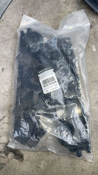 Austral Arka Tampon Bağlantı Braketi (Sağ-Sol) 852223594R - Renault Mais