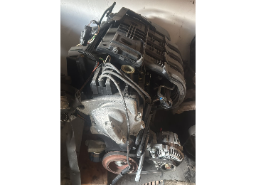Clio 2 1.2 16v d4f çıkma tertemiz garantili motor