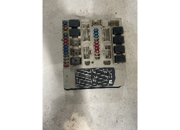 Clio 3-III Modus Role Sigorta Kutusu (2003-2012) 8200674661 - 8200456181