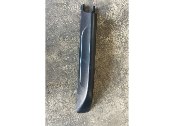 Dacia Duster Sol Tavan Çubuğu Arka Muhafaza 738874467R