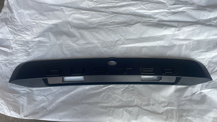 Duster Bagaj Kapak Çıtası Bandı Yazılı 848100019R