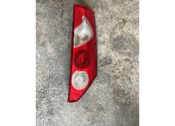 Kango 3-III Sağ Arka Stop Lambası (Bagaj Tek Kapı) (2008-2012) 8200419945 -Renault Mais