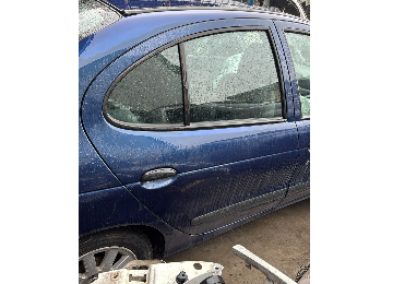 Megan 1 sag arka kapi
