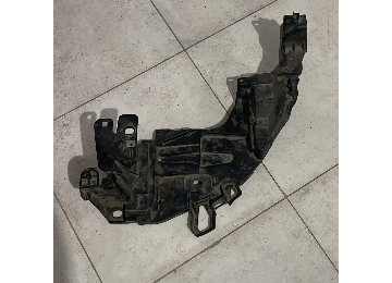Megane 3-III Ön Sol Tampon Far Alt Braketi (2013-2015) 622238077R -