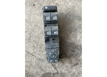 Megane 4-IV Sol Ön Cam Düğmesi Paneli 2016-> 254015253R -Renault Mais