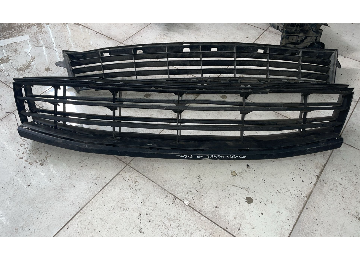 ÖN TAMPON HAVALANDIRMA IZGARAS 8200665783