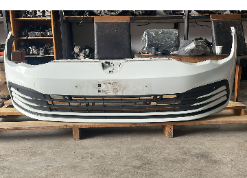 ÖN TAMPON VOLKSWAGEN GOLF 8 2021 5H0807217