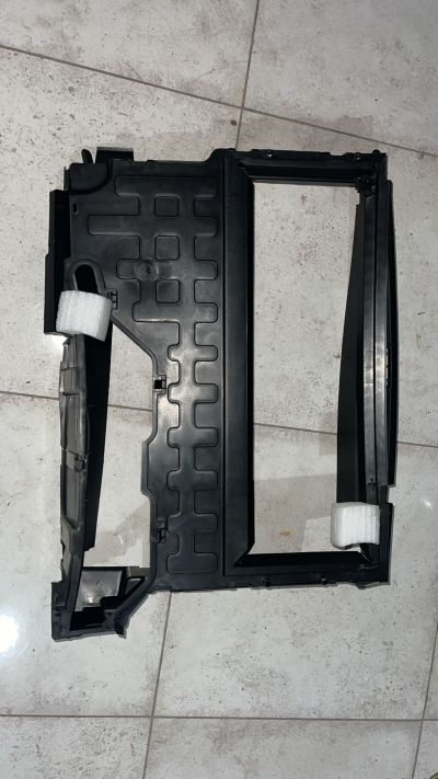 Renault Clio 4 - IV Radyatör Davlumbazı / Kartonu - 215592894R - 215590215R - Mais