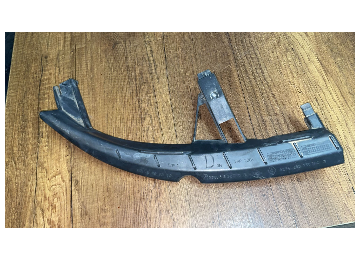 Scenic 2-II Sağ Tampon Far Ayağı Braketi (2003-2009) 8200183758 -Renault Mais