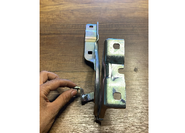 Taliant Kaput Menteşesi Sol 2020-> 654016950R -Renault Mais