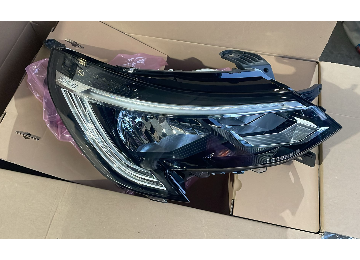 Taliant Sağ Far Lambası 2020-> 260109945R -Renault Mais