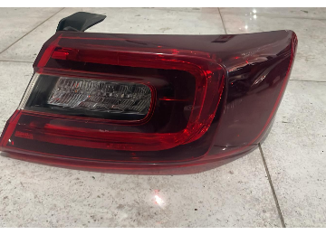 Talisman Sağ Dış Stop Lambası (2015-2022) 265501301R-265502736R -Renault Mais