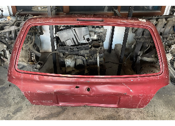 Twingo. Bağaj kapağı
